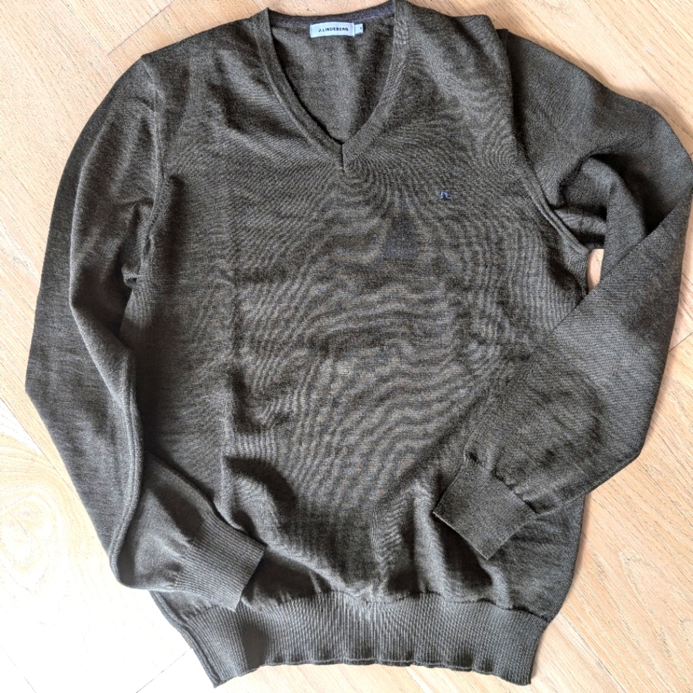 J. Lindeberg sweater